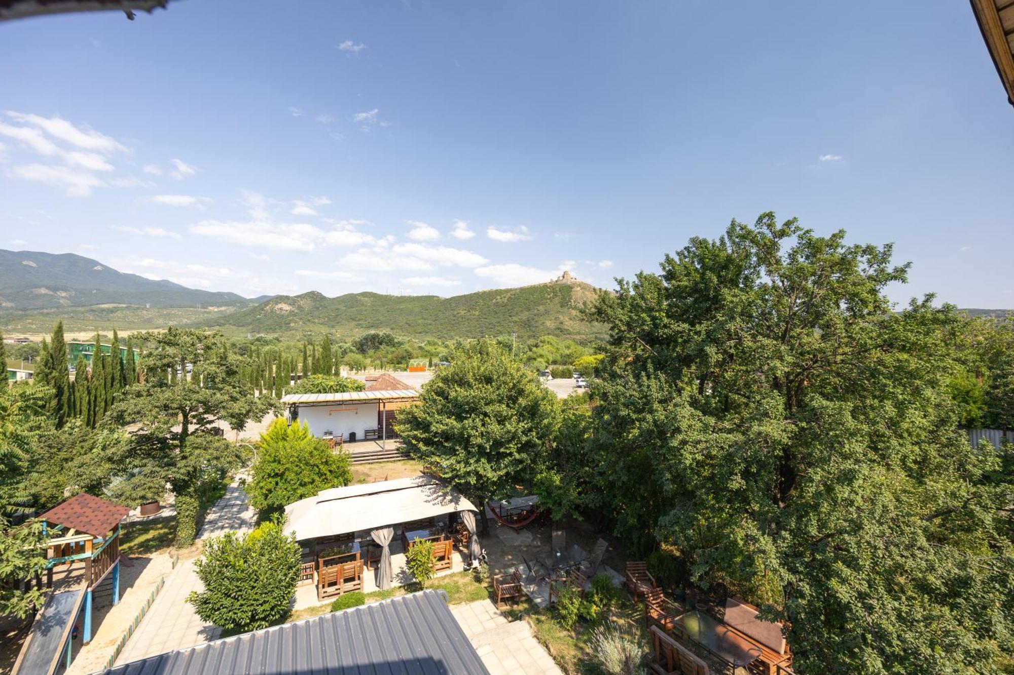 Hedi Hotel Mtsʼkhetʼa Екстериор снимка